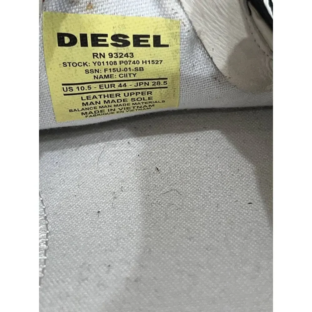 DIESEL Men's White & black striped leather Sneakers Only The Brave 10.5 S000058
